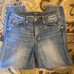 Judy Blue Relaxed Fit Jeans 11 / 30 Medium Wash Blue Distressed JB88191 DK